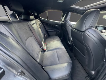 Lexus ux 250h 2wd f sport 184 ch / full option / garantie 12 mois occasion osny simplicicar simplicibike france