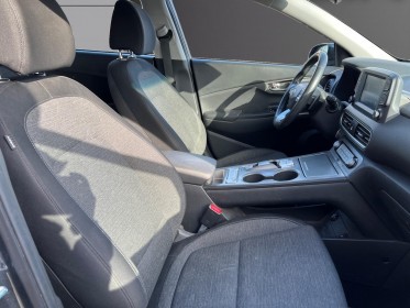 Hyundai kona electric 39 kwh  136 ch intuitive soh à 98 occasion simplicicar toulouse nord simplicicar simplicibike france