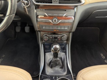 Infiniti q30 1.6t 122 premium - caméra recul - sièges chauffants - garantie 12 mois occasion simplicicar nimes - rb auto...