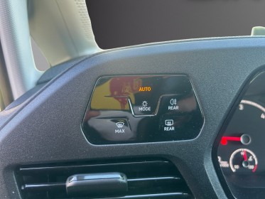 Volkswagen caddy maxi 2.0 tdi 122 bvm6 california 4motion carplay caméra de recul equipement fournis occasion simplicicar...