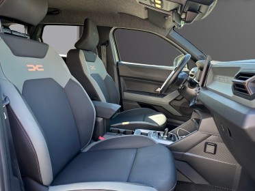 Dacia duster extreme - attelage - carplay - camera 360° - radar av ar - 1er main - garantie occasion simplicicar salon de...