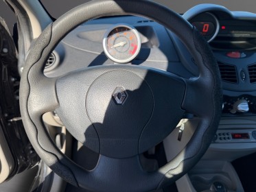 Renault twingo ii 1.2 16v 75 dynamique toit ouvrant occasion simplicicar toulouse nord simplicicar simplicibike france