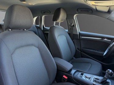 Audi a3 sportback business 35 tfsi cod 150 s tronic 7 business line caméra de recul carplay garantie 12 mois occasion...
