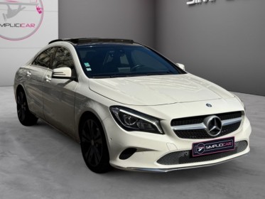 Mercedes classe cla 200 7-g dct sensation toit ouvrant camera de recul occasion paris 17ème (75)(porte maillot) simplicicar...