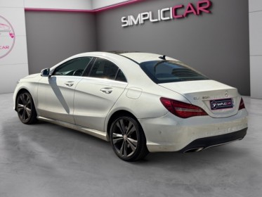 Mercedes classe cla 200 7-g dct sensation toit ouvrant camera de recul occasion paris 17ème (75)(porte maillot) simplicicar...