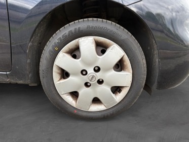 Nissan micra 1.2 - 80 cvt acenta boite auto-accoudoir -climatisation-direction assistée-regulateur de vitesse -26130 kms...