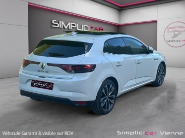 Renault megane iv berline blue dci 115 edc techno toit ouvrant garantie 12 mois occasion simplicicar vienne simplicicar...
