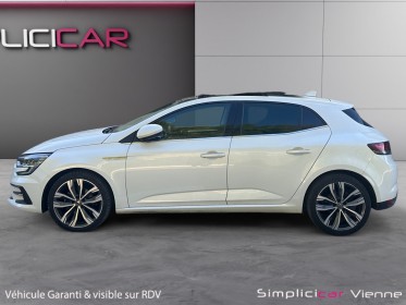 Renault megane iv berline blue dci 115 edc techno toit ouvrant garantie 12 mois occasion simplicicar vienne simplicicar...