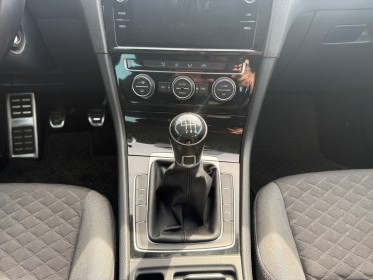 Volkswagen golf sw 1.5 tsi 130 bluemotion  connect attelage garantie 12 mois occasion simplicicar saint-omer simplicicar...