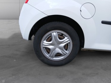 Renault twingo ii 1.5 dci 85 eco2 dynamique occasion parc voitures beauvais simplicicar simplicibike france