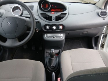 Renault twingo ii 1.5 dci 85 eco2 dynamique occasion parc voitures beauvais simplicicar simplicibike france