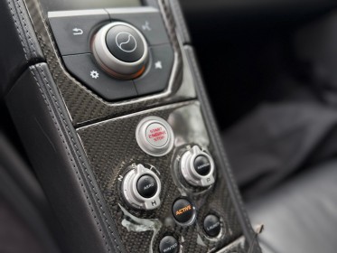 Mclaren 650s v8 ch bva 6 spider suivi mclaren pack carbone echappement sport occasion paris 17ème (75)(porte maillot)...