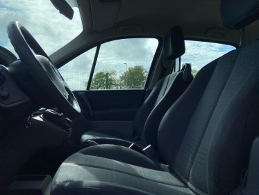 Renault scenic ii 1.6 16v dynamique - garantie 12 mois occasion simplicicar brest simplicicar simplicibike france