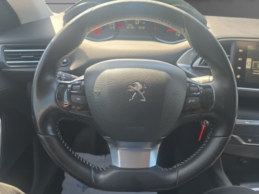 Peugeot 308 1.2 essence 110ch ss bvm5 série spéciale style kit distri neuf occasion avignon (84) simplicicar simplicibike...