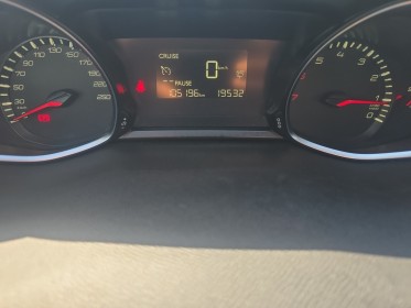 Peugeot 308 1.2 essence 110ch ss bvm5 série spéciale style kit distri neuf occasion avignon (84) simplicicar simplicibike...