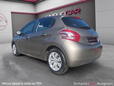 Peugeot 208 1.2 vti 82ch bvm5 active  kit distri neuf occasion avignon (84) simplicicar simplicibike france