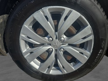 Peugeot 208 1.2 vti 82ch bvm5 active  kit distri neuf occasion avignon (84) simplicicar simplicibike france