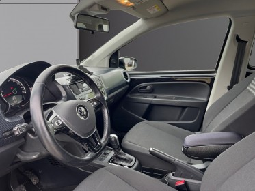 Volkswagen e-up! 2.0 electrique life plus caméra de recul line assist occasion simplicicar toulouse nord simplicicar...
