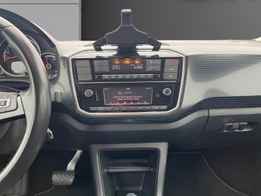 Volkswagen e-up! 2.0 electrique life plus caméra de recul line assist occasion simplicicar toulouse nord simplicicar...
