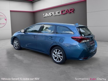 Toyota auris touring sports hybride 136h dynamic occasion osny simplicicar simplicibike france