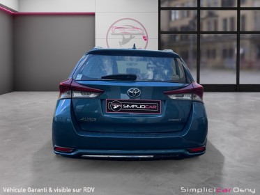 Toyota auris touring sports hybride 136h dynamic occasion osny simplicicar simplicibike france