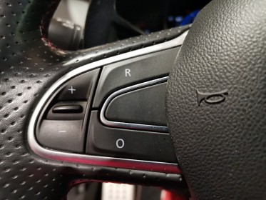 Renault megane iv berline rs 280ch energy carplay jantes 19' bose sièges chauffants révision 26 faite garantie 12 mois...