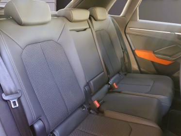Audi q3 35 tfsi s-line toit panoramique ouvrant car play pneus neufs ct vierge garantie 12 mois occasion simplicicar...