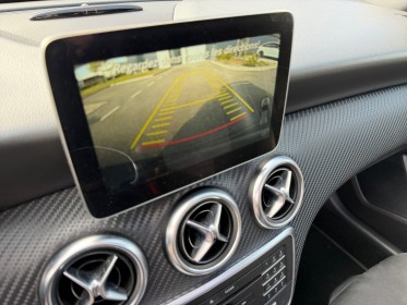 Mercedes classe a 180 7g-dct pack amg toit ouvrant led d'ambiance faible kms garantie 12 mois occasion simplicicar lyon nord...