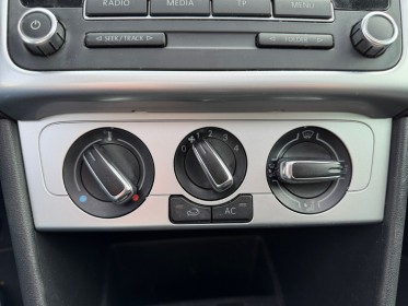 Volkswagen polo 1.6 tdi 90 cr fap bluemotion technology match - toit ouvrant - clim - garantie 12 mois occasion simplicicar...