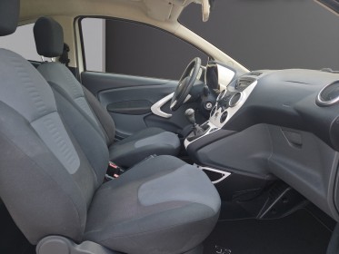 Ford ka 1.2 69 titanium - toit pano - radars - garantie occasion  simplicicar nice - pfvauto simplicicar simplicibike france