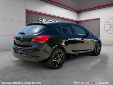Opel astra 1.3 cdti 95cv fap ecoflex cosmo - suivi entretien - chaîne distri - garantie 12 mois occasion simplicicar toulon...