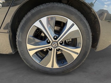 Nissan leaf 2019.5 electrique 40kwh n-connecta batterie neuve 0km camera de recul 360 carplay occasion simplicicar rennes...