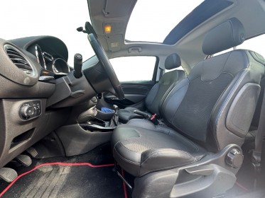 Opel adam rocks 1.4 twinport 87 ch s/s / toit ouvrant / moteur a chaine occasion simplicicar orgeval  simplicicar...