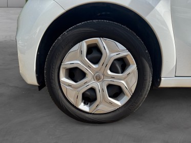 Renault twingo iii sce 65 - 20 life / faible kilometrage / ideal jeune permis occasion simplicicar orgeval  simplicicar...