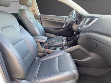 Hyundai tucson 1.7 crdi 115 edition lounge attelage sièges chauffants caméra de recul garantie 12 mois occasion barberey...