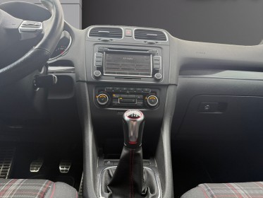 Volkswagen golf 2.0 tsi 210 gti siéges chauffants  radar av ar  garantie 12 mois occasion simplicicar toulouse sud...