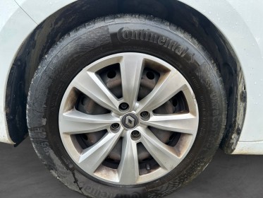 Renault clio v societe clio blue dci 85 air nav 2 places régulateur de vitesse gps carplay garantie 12 mois occasion...