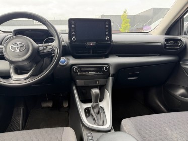 Toyota yaris hybride my22 116h dynamic occasion simplicicar lille  simplicicar simplicibike france