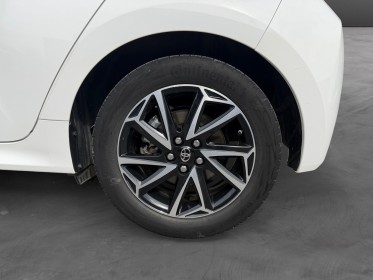 Toyota yaris hybride my22 116h dynamic occasion simplicicar lille  simplicicar simplicibike france