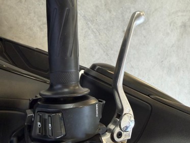 Yamaha t-max 530 sx full entretien yamaha garantie 12 mois occasion simplicibike toulouse sud simplicicar simplicibike france