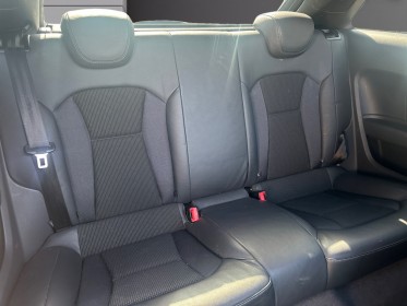 Audi a1 a1 1.6 tdi 90 s line toit panoramique ouvrant garantie 12 mois occasion simplicicar lyon nord simplicicar...