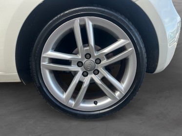 Audi a1 a1 1.6 tdi 90 s line toit panoramique ouvrant garantie 12 mois occasion simplicicar lyon nord simplicicar...