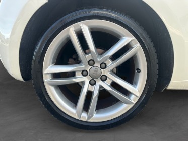 Audi a1 a1 1.6 tdi 90 s line toit panoramique ouvrant garantie 12 mois occasion simplicicar lyon nord simplicicar...