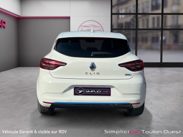 Renault clio v e-tech 140 première edition garantie 12 mois occasion simplicicar toulon ouest simplicicar simplicibike france