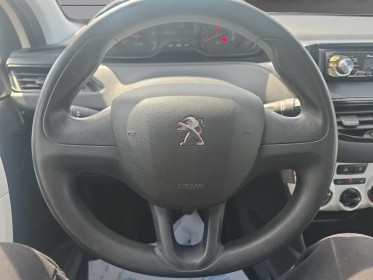 Peugeot 208 1.0 essence 68ch bvm5 like 1ere main / kit distribution neuf occasion avignon (84) simplicicar simplicibike france