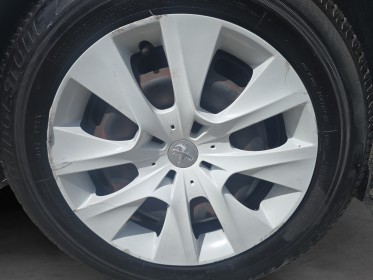 Peugeot 208 1.0 essence 68ch bvm5 like 1ere main / kit distribution neuf occasion avignon (84) simplicicar simplicibike france