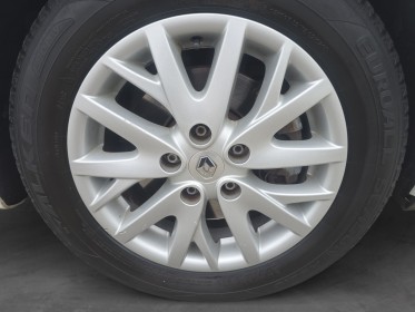 Renault scenic iii dci 110 fap eco2 bose euro 5 distri ok occasion avignon (84) simplicicar simplicibike france