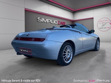 Alfa romeo spider 2.0i 16v spider jantes 16 climatisation vitres électriques occasion simplicicar pertuis  simplicicar...