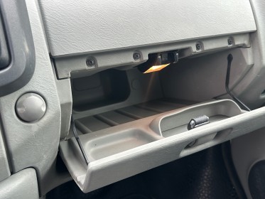 Renault trafic fourgon gn 2.0 dci 115 l2h1 1200 kg - historique complet - moteur à chaine - vidéo disponible occasion...