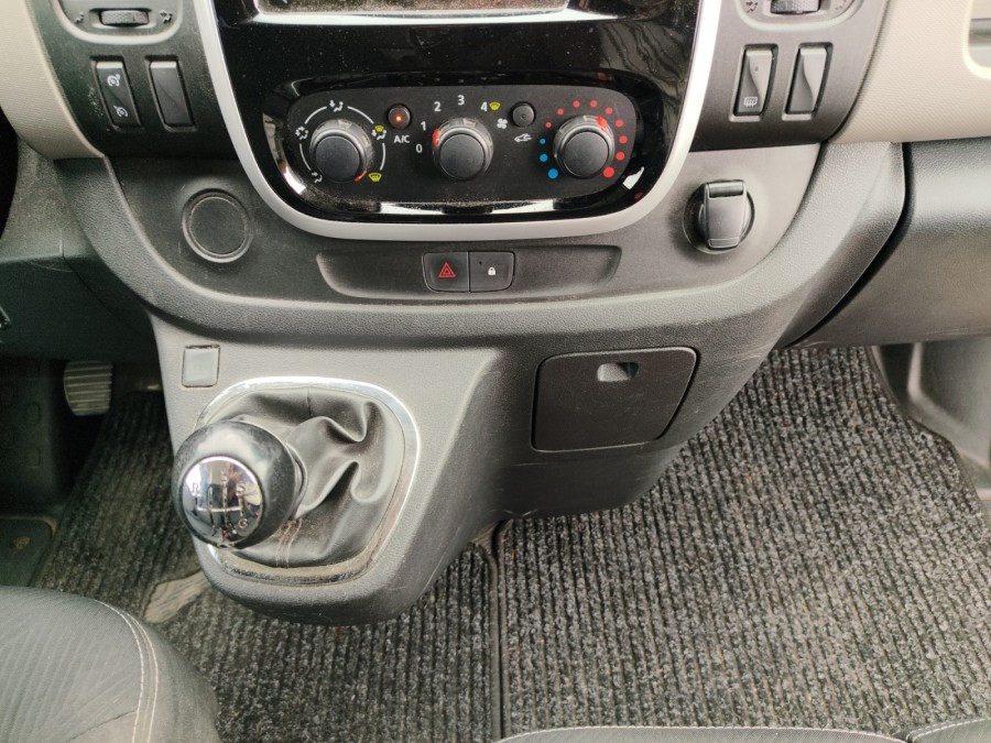 RENAULT d'occasion TRAFIC L1H1 1.6 DCI 140 CONFORT de 2018 Perpignan